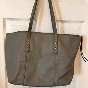 Fossil Jenna Gray Pebbled Leather Purse